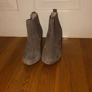 Dolce Vita brown booties